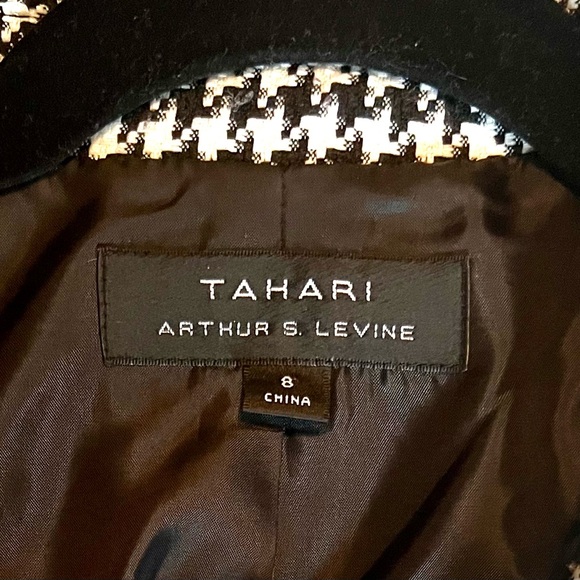 Tahari Black‎ and White Houndstooth Coat Size 8 - Picture 8 of 9